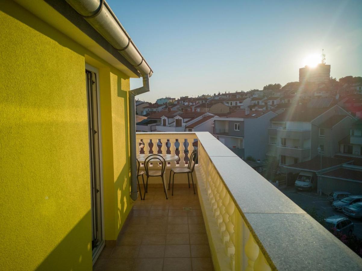 Jela Apartment With A Big Balcony Pula Exteriér fotografie
